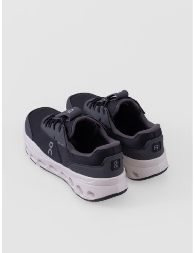 Zapatillas ON RUNNING THE ROGER Wildcard en negro y blanco
