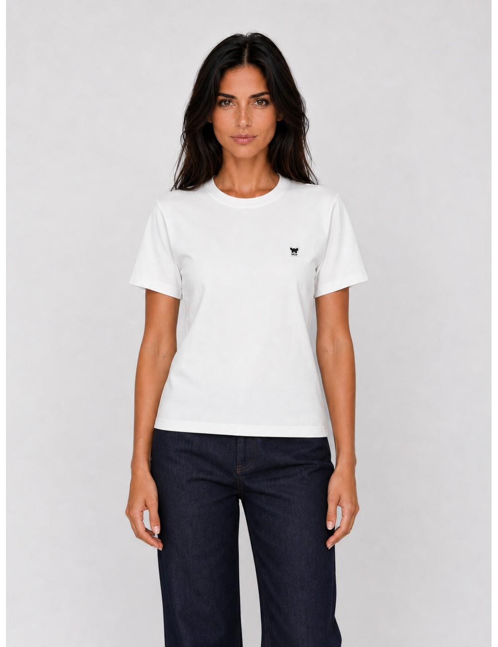 Camiseta WKDVENACO de MCM Studio Munich en algodón blanco con emblema en el pecho