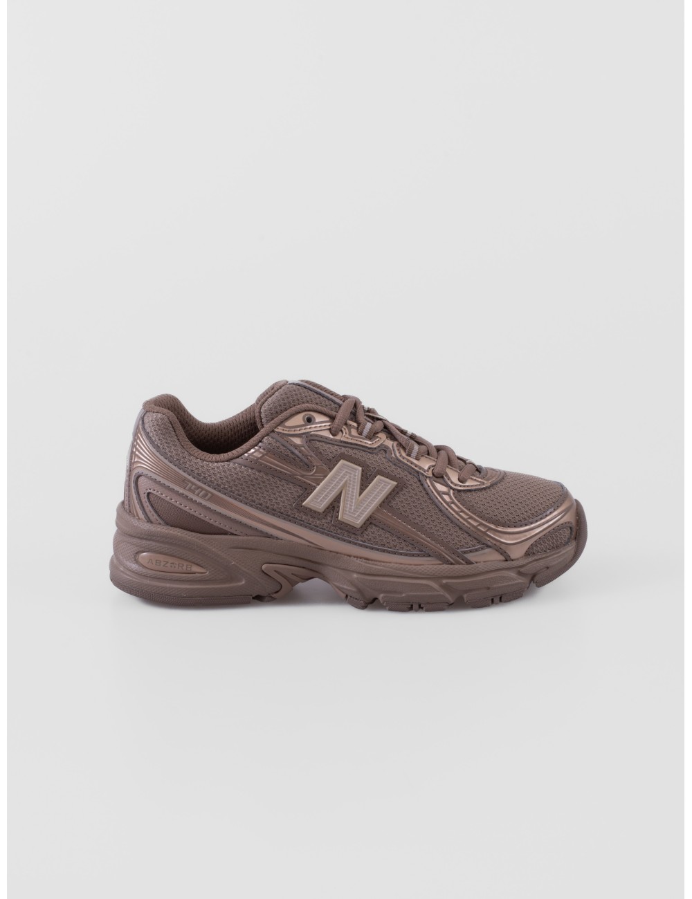 Zapatillas 740 New Balance en color marrón