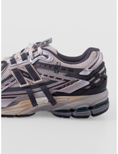 Zapatillas 1906A New Balance en color blanco