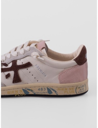 Sneakers BSKT CLAYD Premiata blanco y rosa