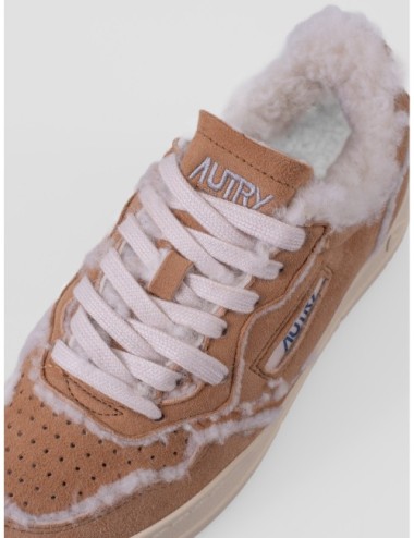 Sneakers Medalist Low de Autry en coñac