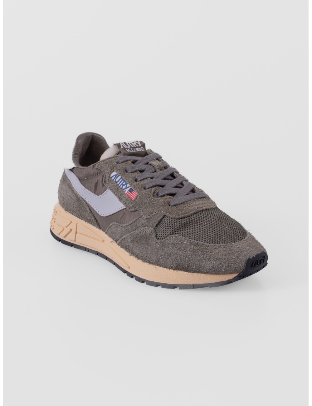 Sneakers Reelwind Low de Autry en oliva y Harbor Mist