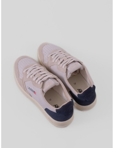 Sneakers Autry Medalist Low en arena y azul Sport