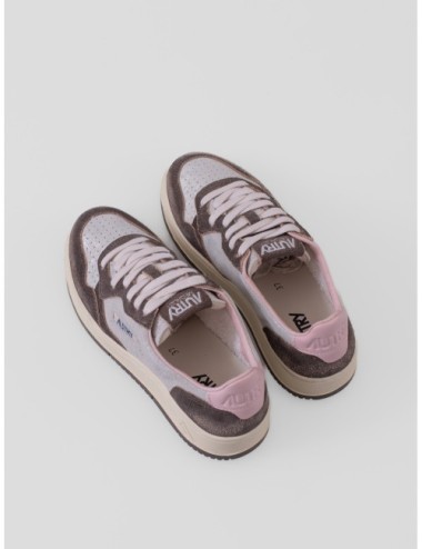 Sneakers Autry Medalist Low en plata y Mustang