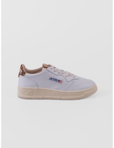 Sneakers Autry Medalist Low en blanco y estampado leopardo