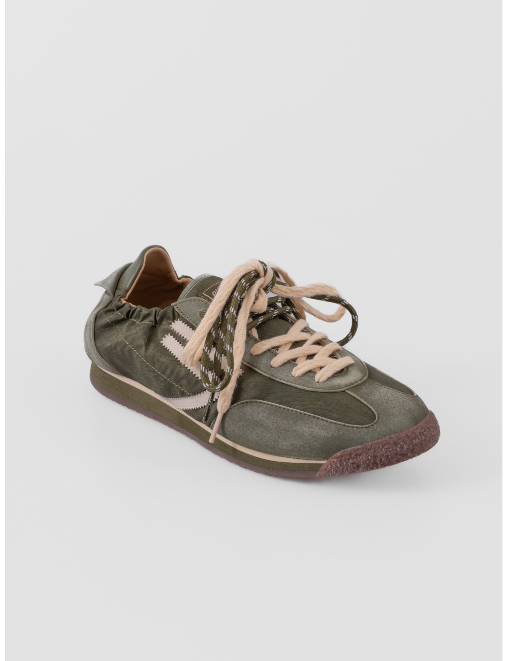 Sneakers Puraai 6.02 PANTHER en verde oliva