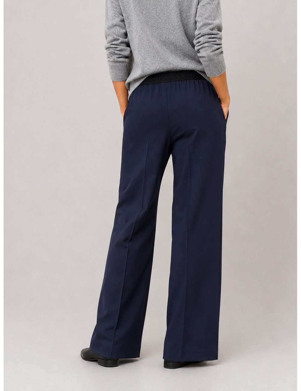 Pantalón Cady de Ermanno Firenze en azul oscuro