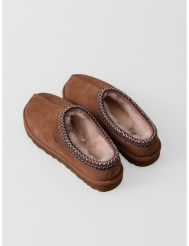 Zuecos Tasman II UGG en color castaño