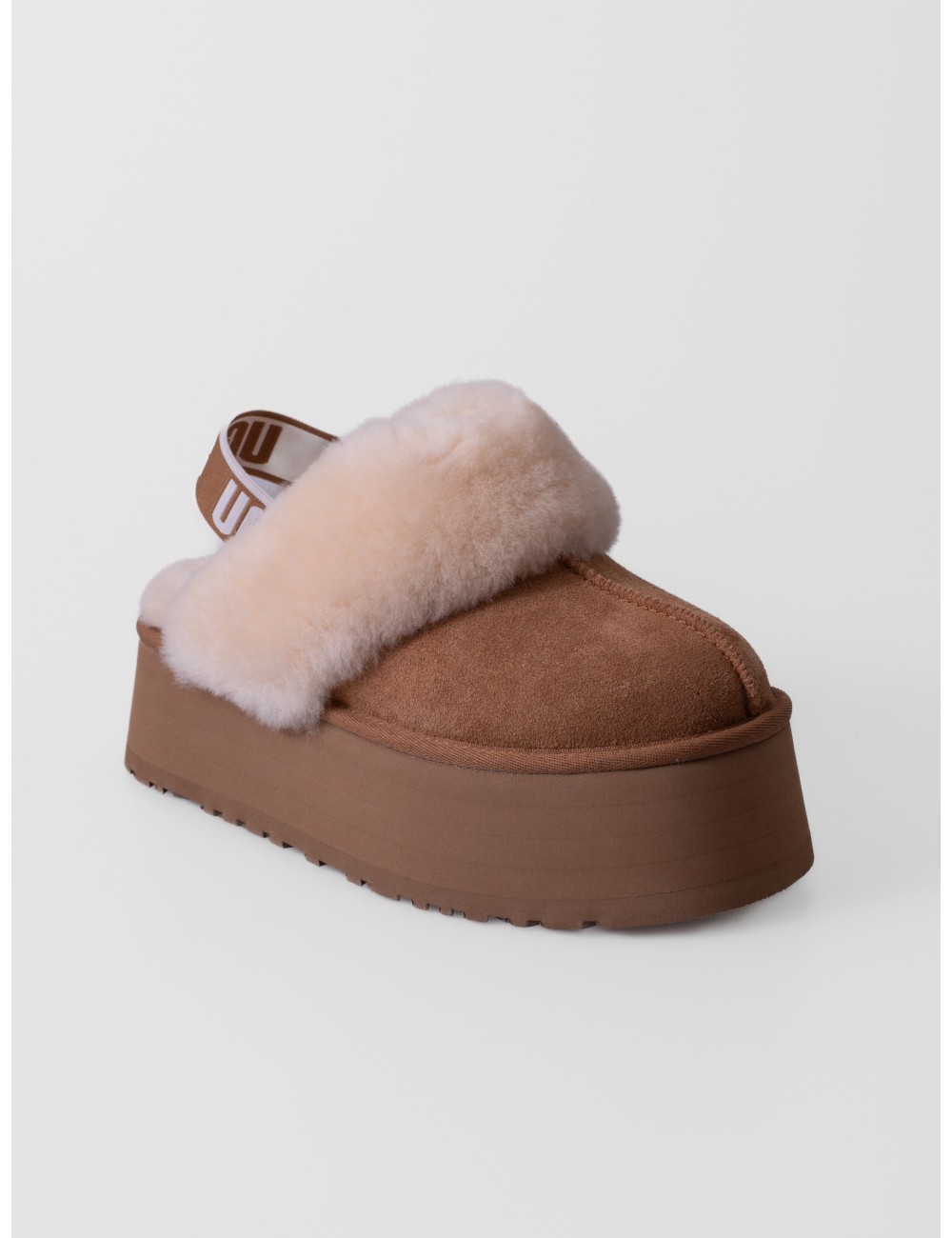 Sandalias Funkette UGG en color castaño