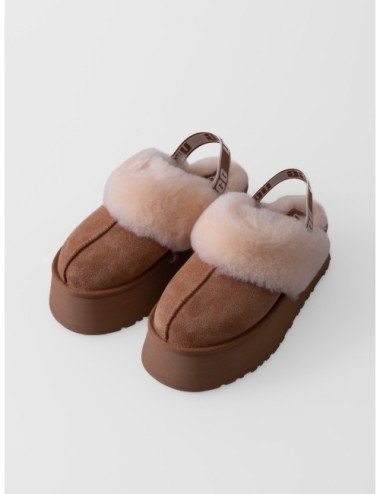 Sandalias Funkette UGG en color castaño