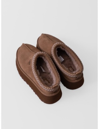 Zueco Tazz II de UGG en color Light Bronze