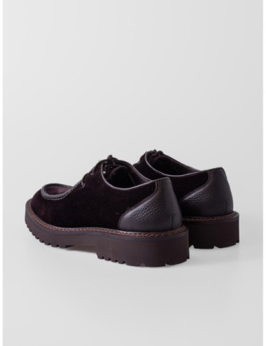 Zapato X2656 CALCE marrón oscuro con empeine acanalado y suela de tacos