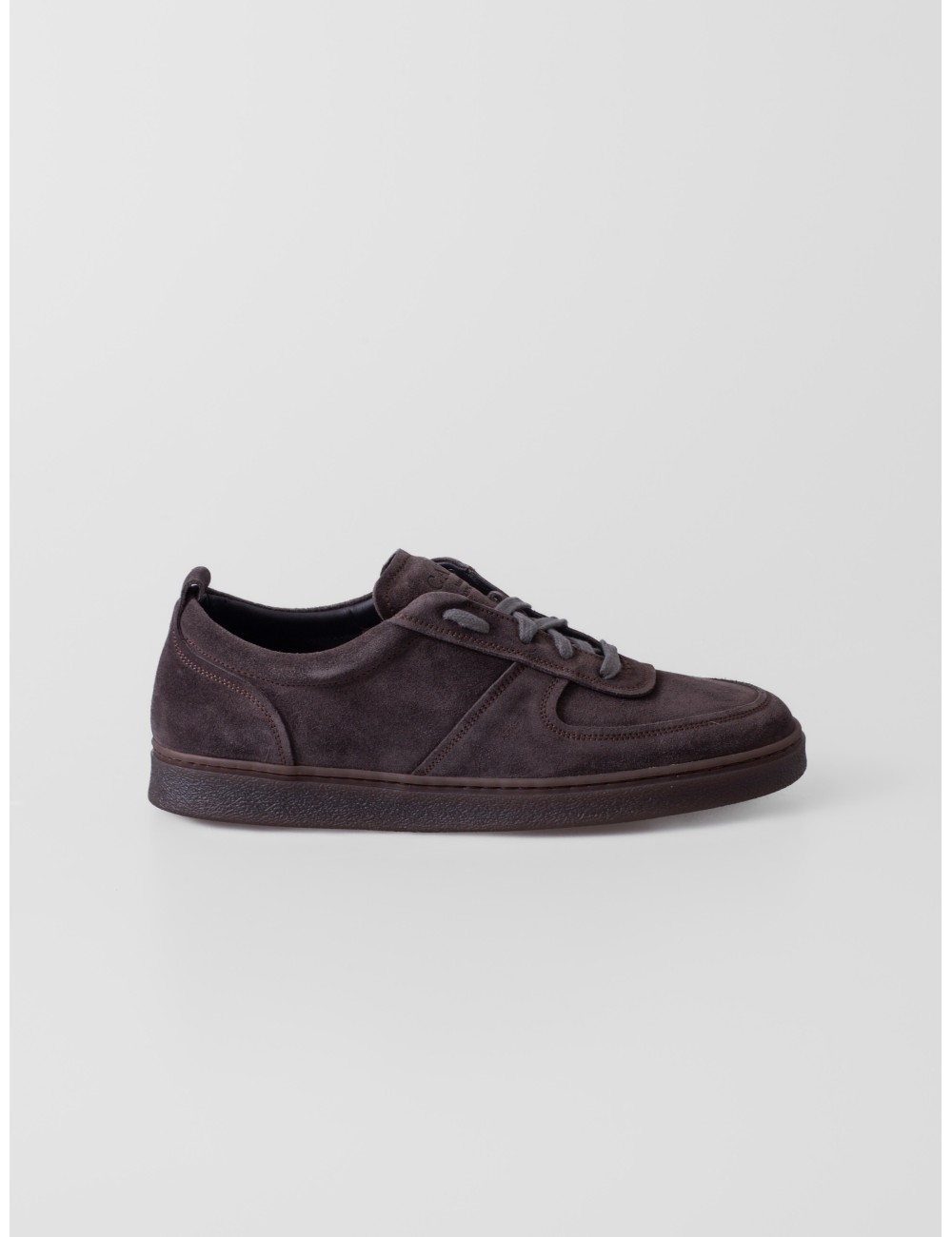 Sneaker X2523 CALCE gris antracita con superficie afelpada y suela gruesa