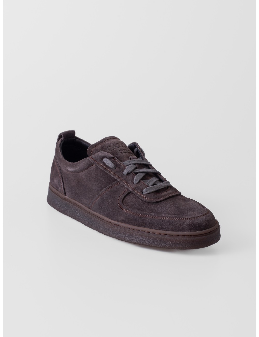 Sneaker X2523 CALCE gris antracita con superficie afelpada y suela gruesa