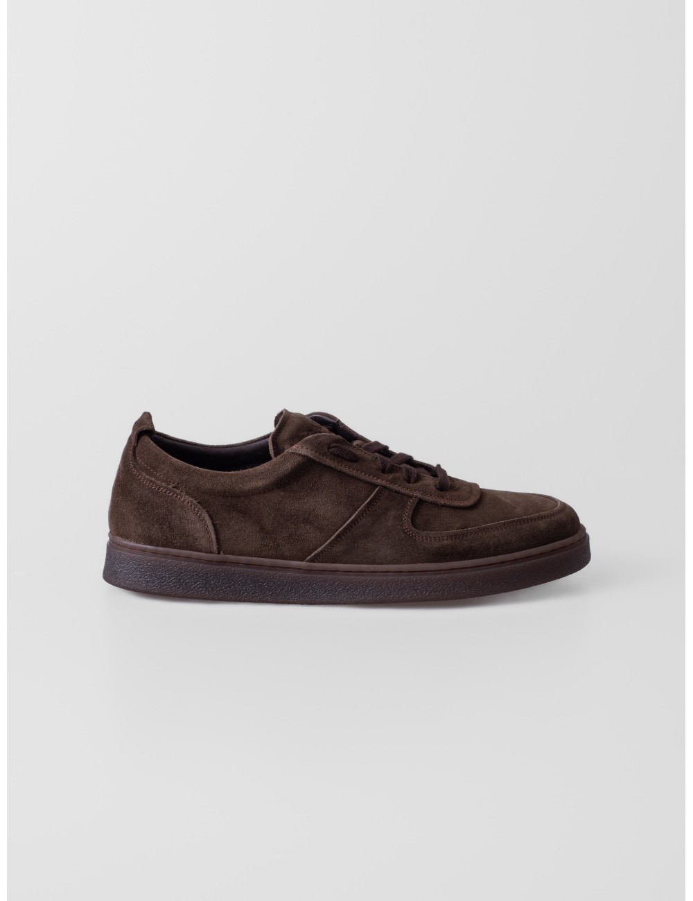 Sneaker X2523 CALCE marrón topo con superficie afelpada y corte panelado