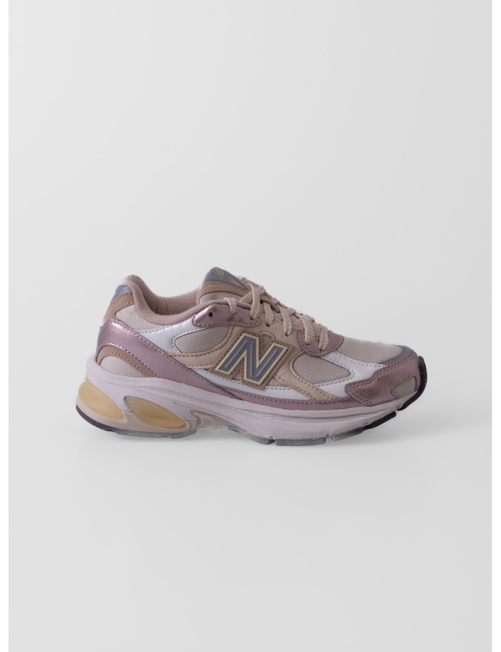 Sneakers 2010 New Balance en beige rosado