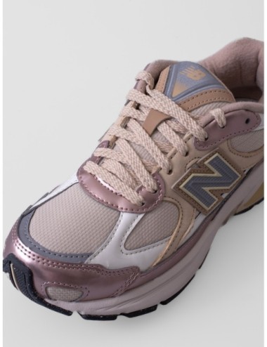 Sneakers 2010 New Balance en beige rosado