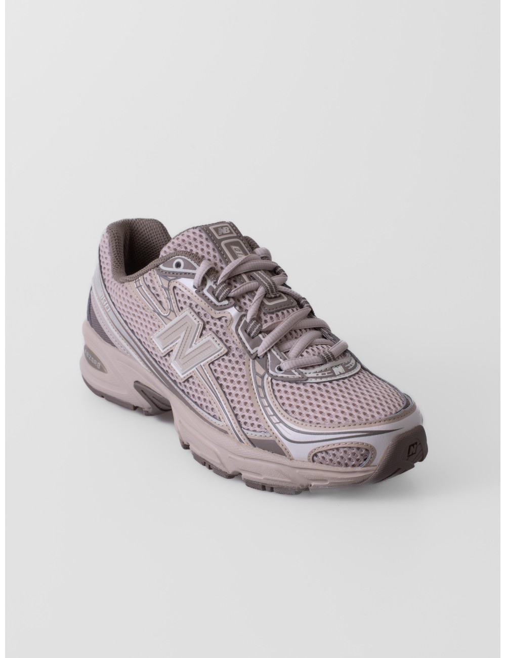 Sneakers 740 New Balance en marrón topo