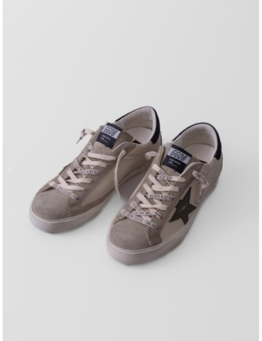 Sneakers Super-Star Classic with Spur Golden Goose en crema y gris y verde oliva y azul oscuro