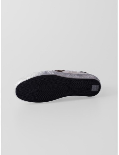 Sneakers Stevend 7605 de Premiata en blanco crema negro y dorado