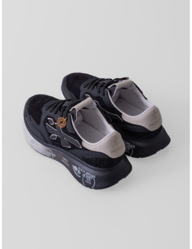 Sneakers Lauryn 7803 de Premiata en negro y crema