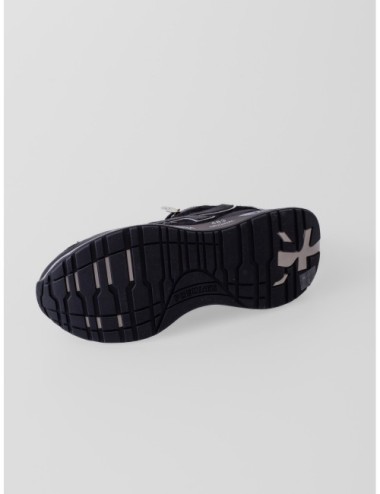 Sneakers Lauryn 7803 de Premiata en negro y crema