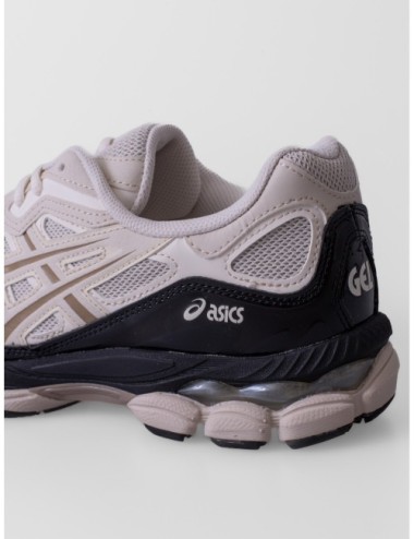 Sneakers GEL-NYC ASICS gris humo y negro