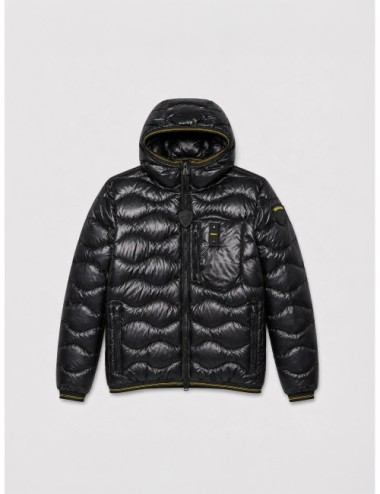 Chaqueta Wave Blauer en negro
