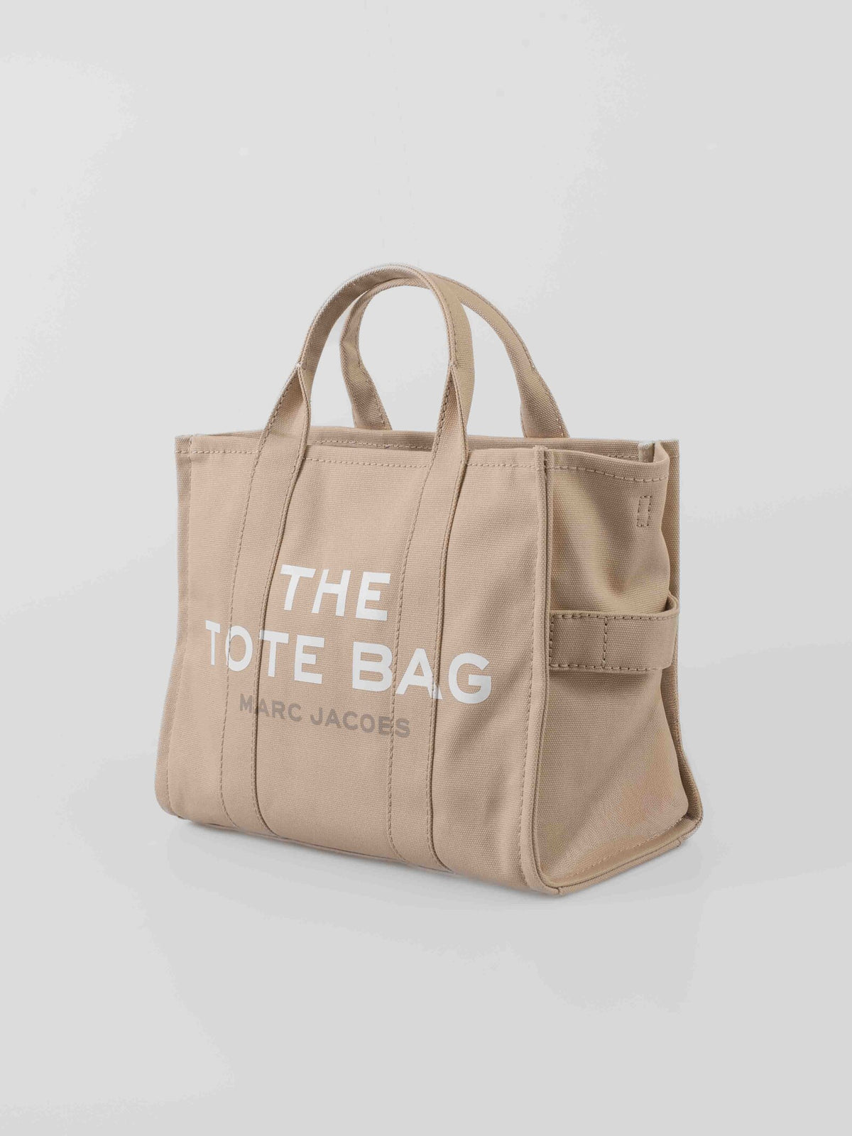 THE MEDIUM TOTE