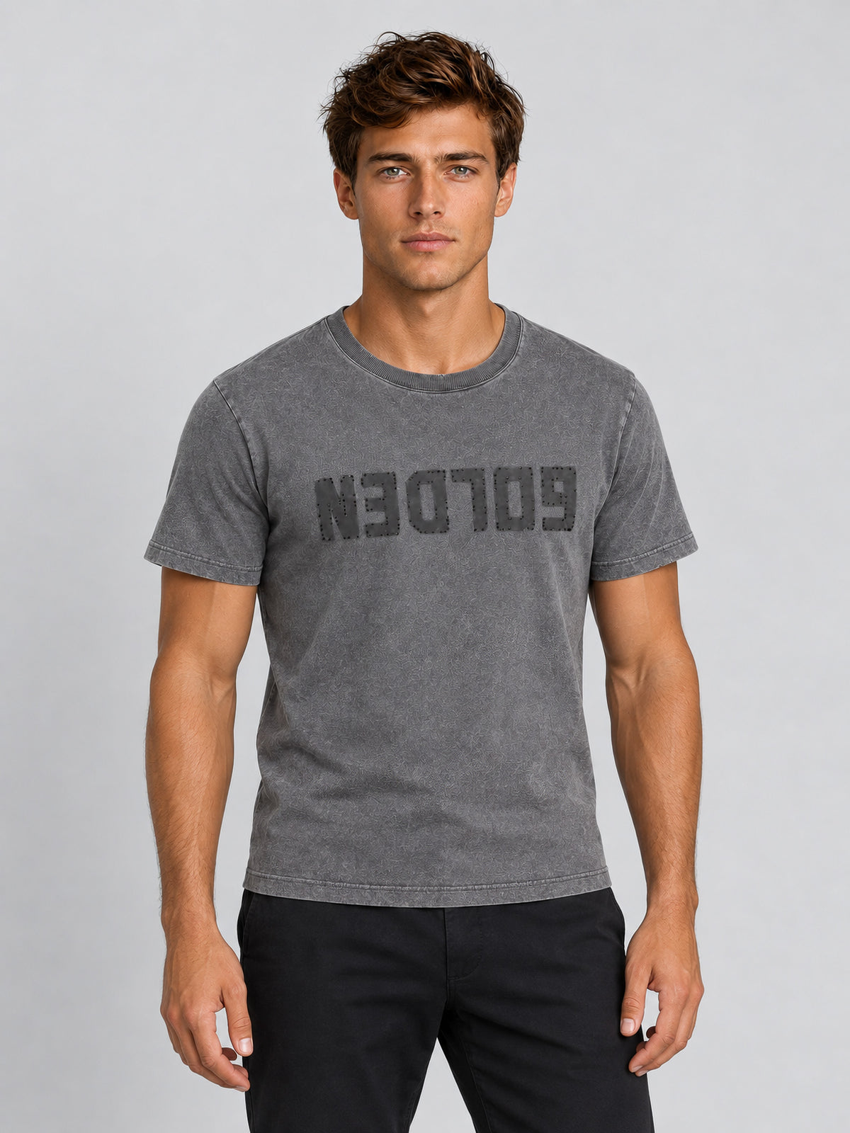 Camiseta T-SHIRT REGULAR M'S S/S Golden Goose en Anthracite gray