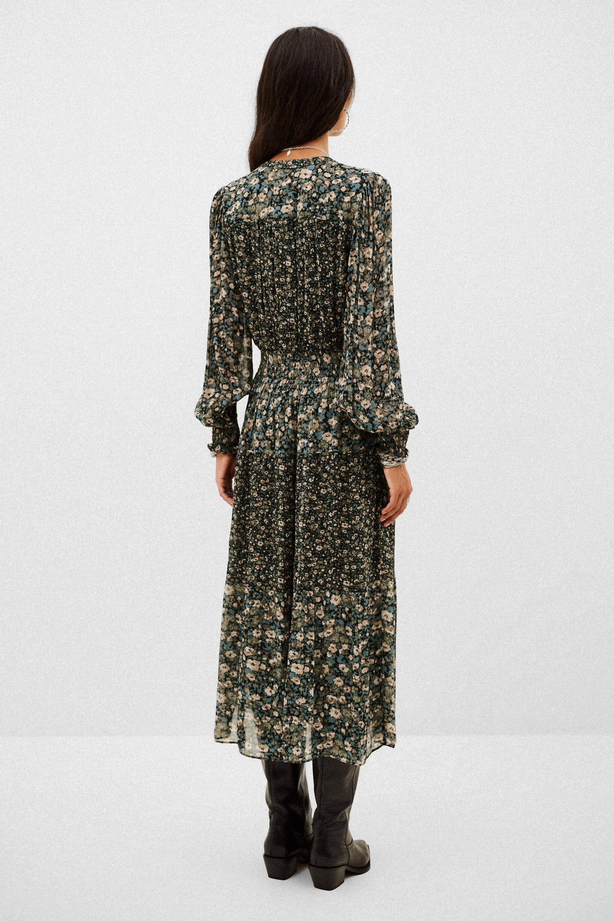 Vestido midi floral Kacy de ba&sh en color Kaki