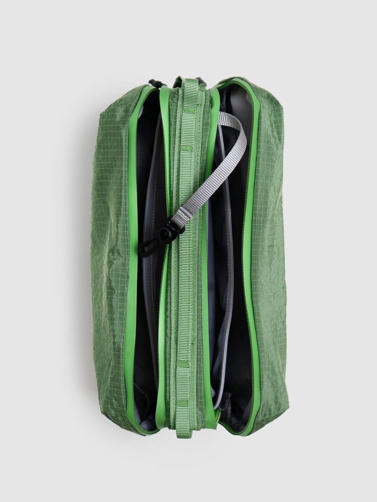 Bolso Topologie Bottle Sacoche Large en Ivy Green / Vintage Ripstop