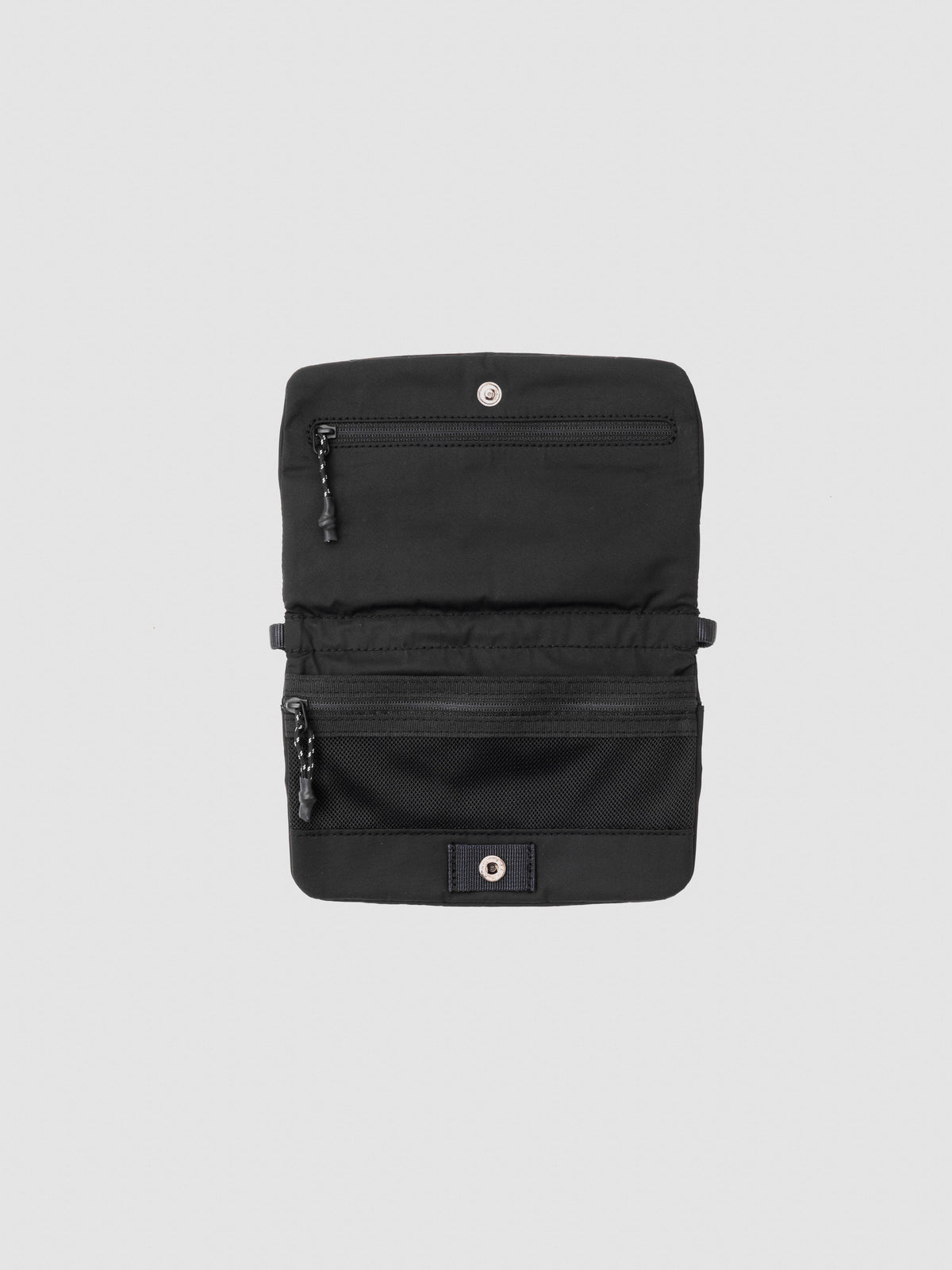 Bolso Topologie Phone Sacoche 90 en Black / Tech Sateen