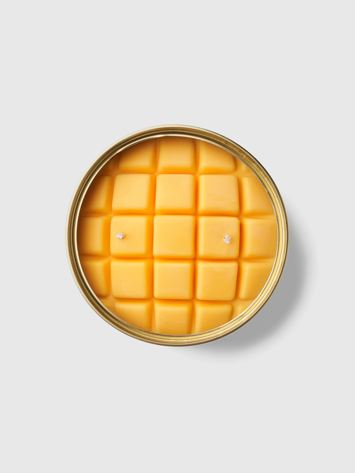 Vela CANDLEHAND Mango Bowl con relieve de mango cortado en lata